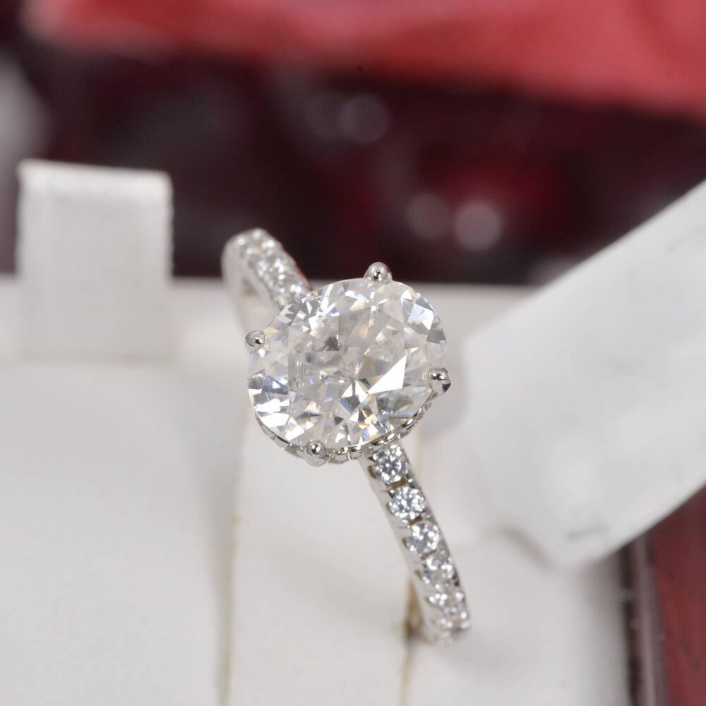 2.0ct Moissanite Oval Cut Engagement Ring